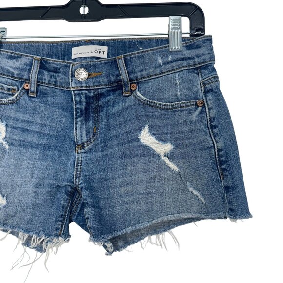 Ann Taylor Loft Womens Distressed Denim Shorts Size 24/00 Raw Hem Casual Summer - Picture 12 of 13